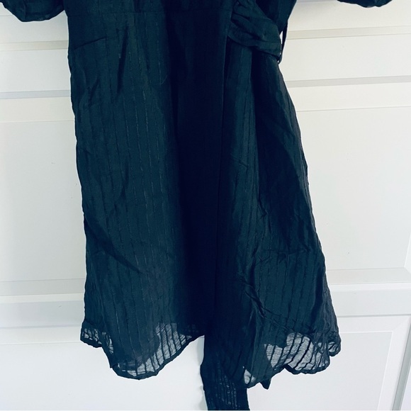 New! Minkpink Lylah puff sleeve Wrap Mini Dress black nwt 30312 - Picture 5 of 13